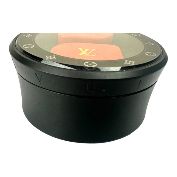 Louis Vuitton Horizon Monogram Earphones - Picture 3 of 7